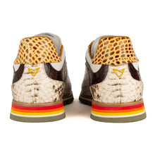 Carica l'immagine nel visualizzatore di Gallery, ANGELO LATTE GIALLO
